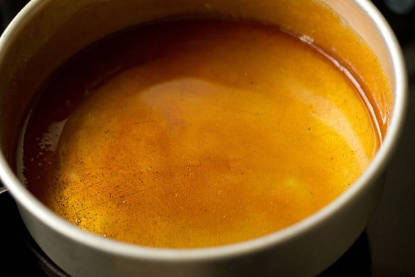 caramel sauce in round pan.