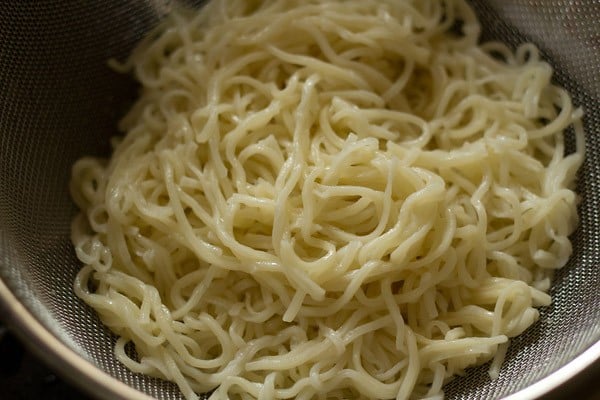 noodles that have been tossed in oil for veg chowmein recipe