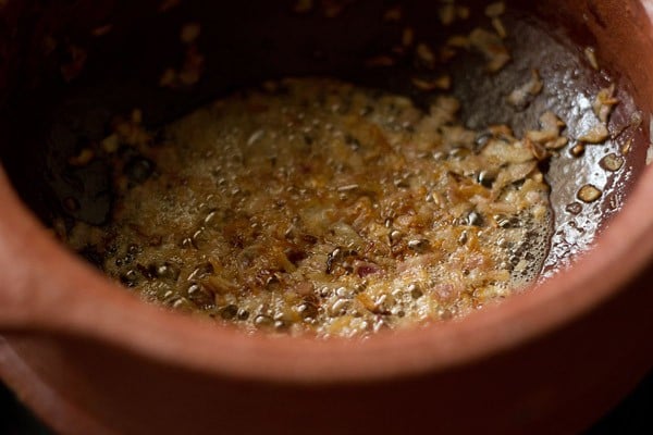 browning onions for vegetable handi recipe