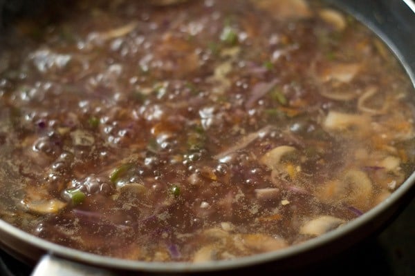 simmer the hot and sour soup and thicken it