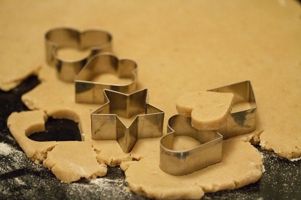 cutting butter cookies from dough