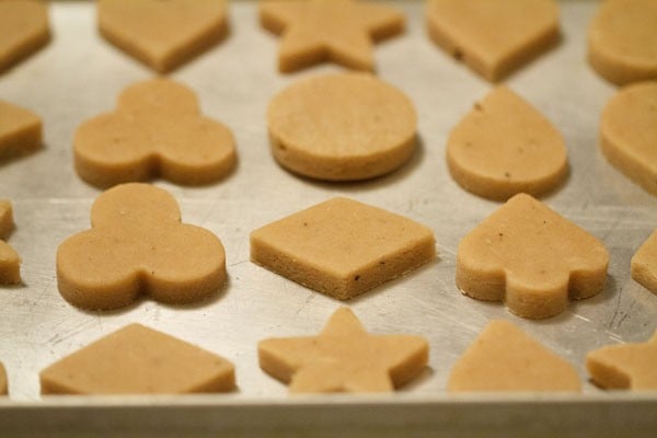 baking eggless butter cookies