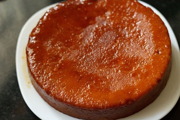 round caramel pudding on plate.