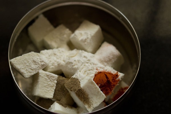 add spices to paneer