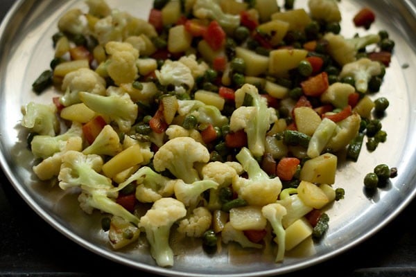 vegetables on a plate