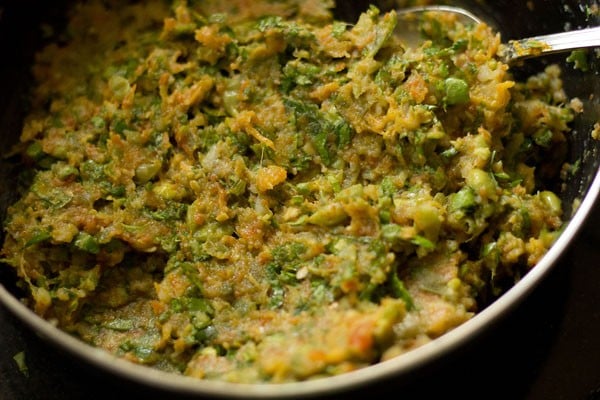 mashed veggie mixture for paratha dough