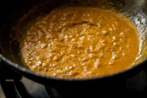 stir bhindi masala gravy