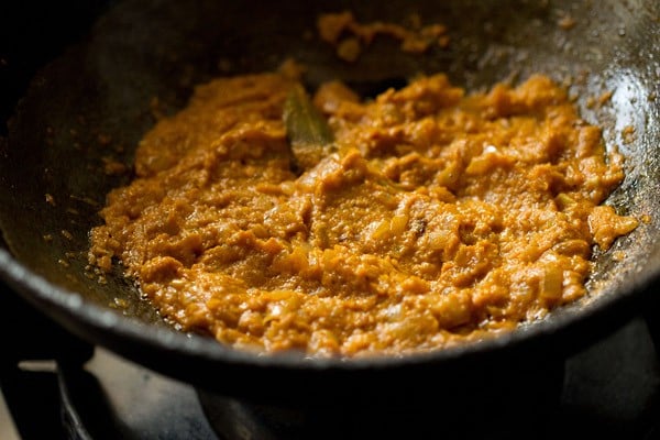 sauting bhindi masala gravy