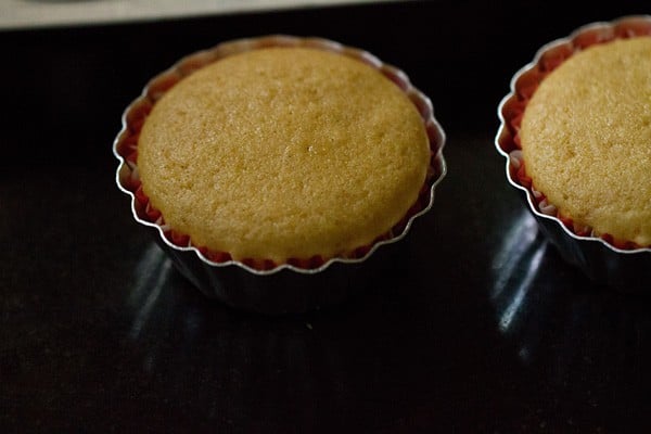 cooled eggless orange muffins