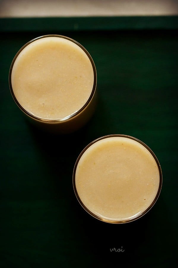 top shot of guava juice drink in two glasses. 