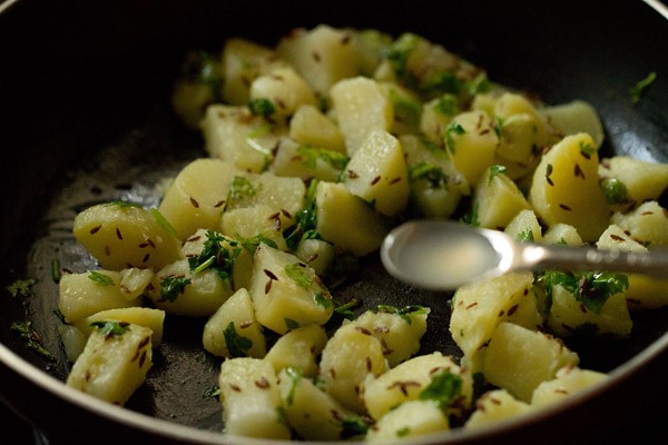 lemon juice for jeera aloo recipe