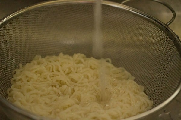 noodles rinsed in a sieve