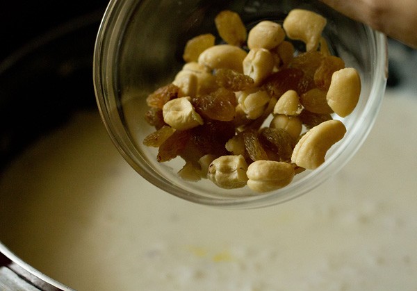 cashews for vrat ke chawal ki kheer recipe