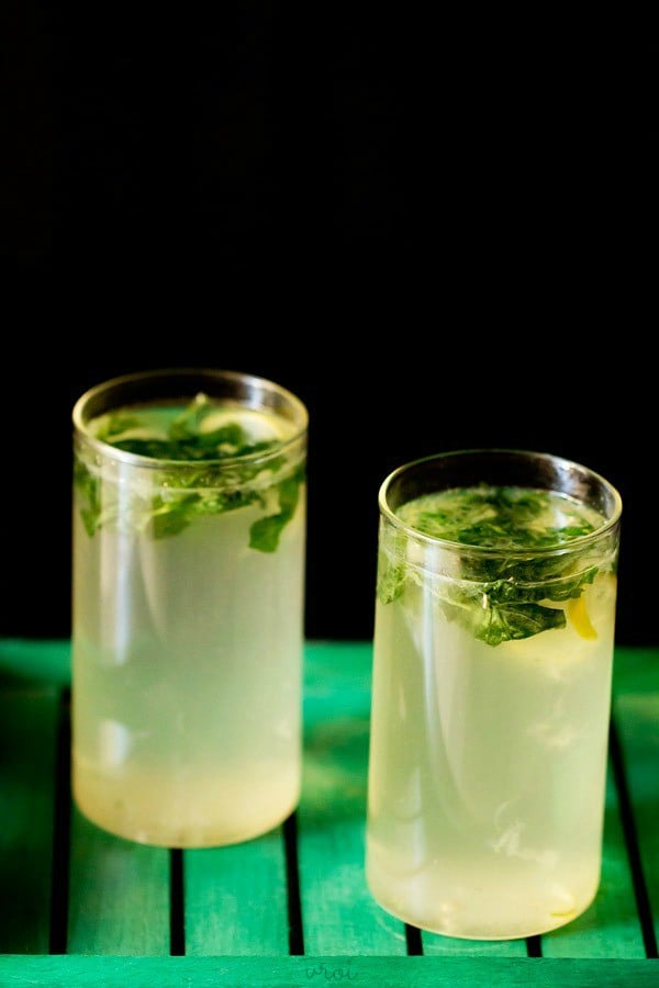 virgin mojito served in two glasses. 