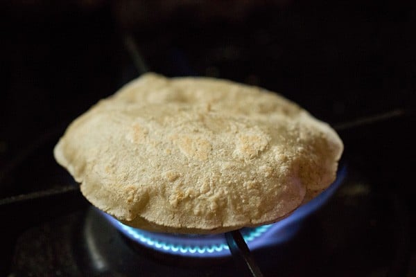 cooking jowar rotis