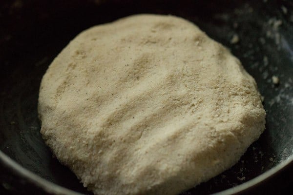 dough for jowar bhakri recipe