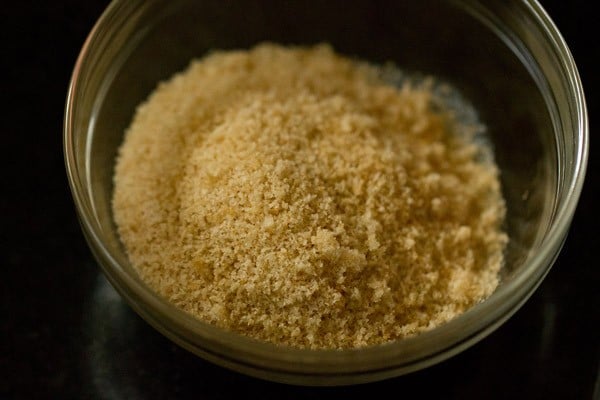 breadcrumbs added to butter for topping the mac and cheese recipe.