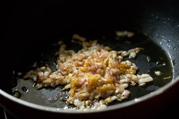light and golden sauteed onions
