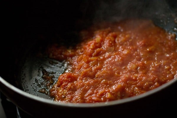 masala sauteing and thickening