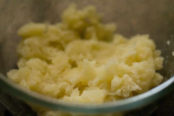 mashed boiled potatoes in a bowl. 