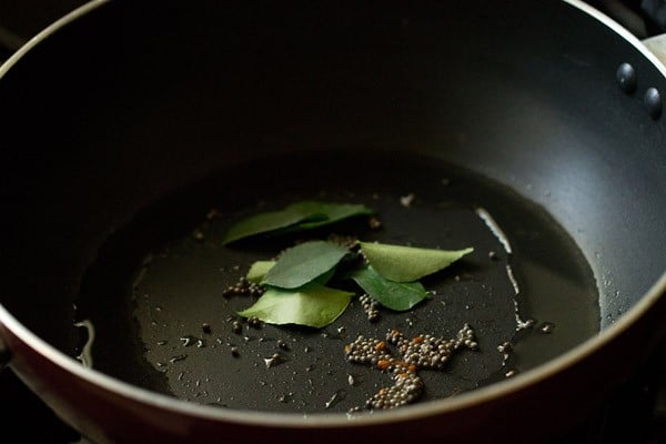 sauté curry leaves and mustard seeds