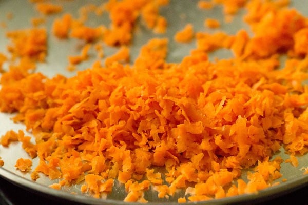 grated carrots in a plate