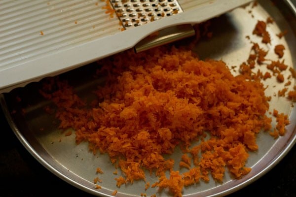 grated carrots to make carrot rice recipe