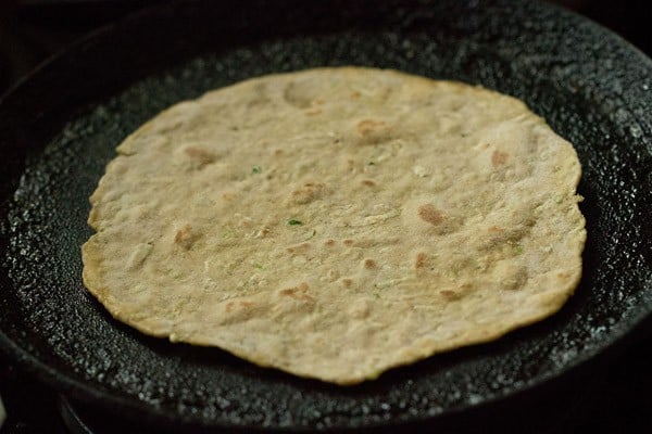 cooking second side of lauki paratha