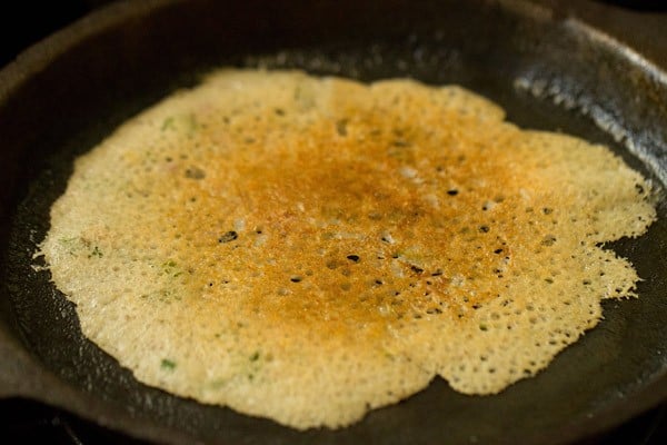 crisp, golden and flipped oats dosa 