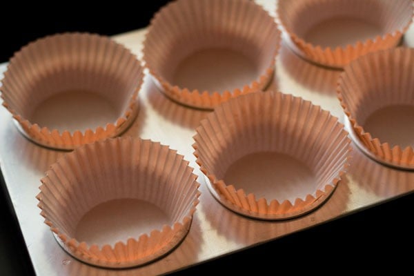 muffin liners in muffin tray
