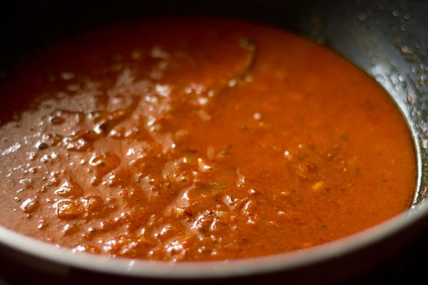 simmering the curry. 