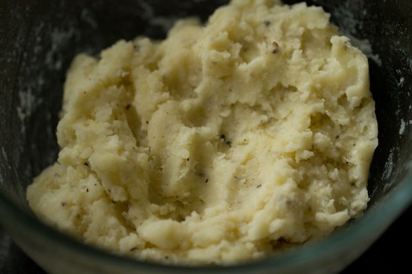 ingredients mixed well with the mashed potatoes. 