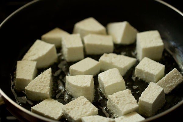 pan frying paneer