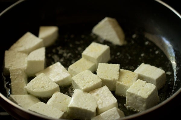 pan frying paneer