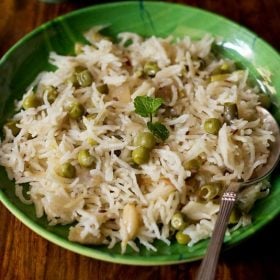 coconut milk rice served on a green plate
