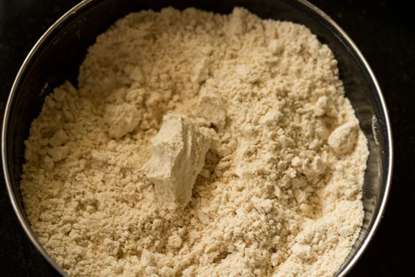 flour lump made from the flour-ghee mixture. 