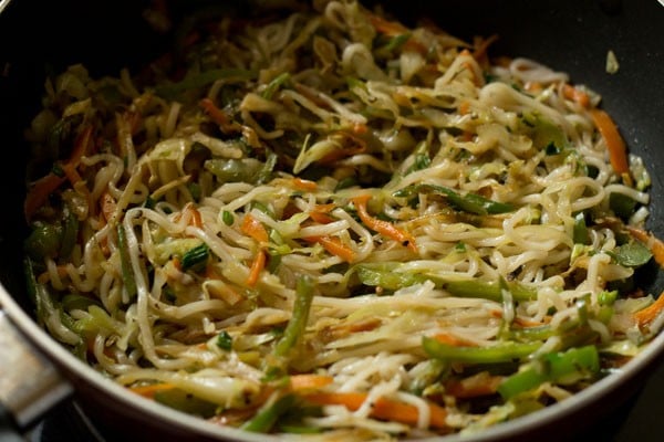 completed veggie spring rolls filling in pan