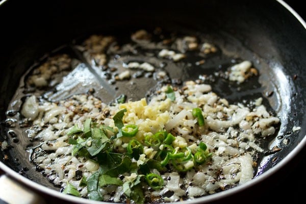 ginger curry leaves added to pan