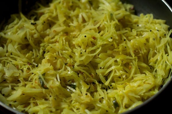 cooking cabbage poriyal