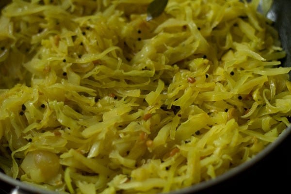 making cabbage poriyal recipe