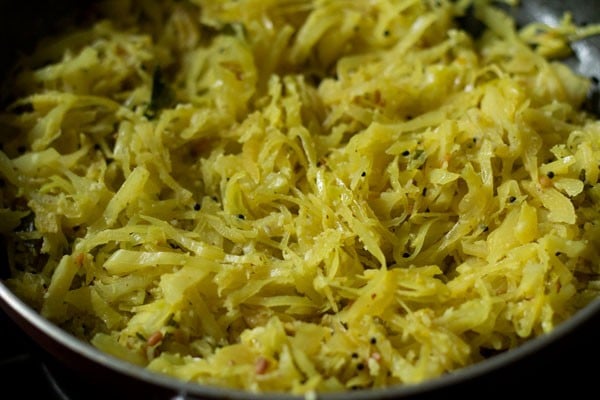 making cabbage poriyal recipe