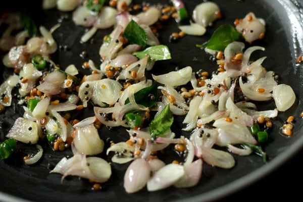 onions for cabbage poriyal recipe