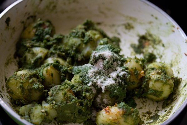 hacer la receta de chutney wale aloo