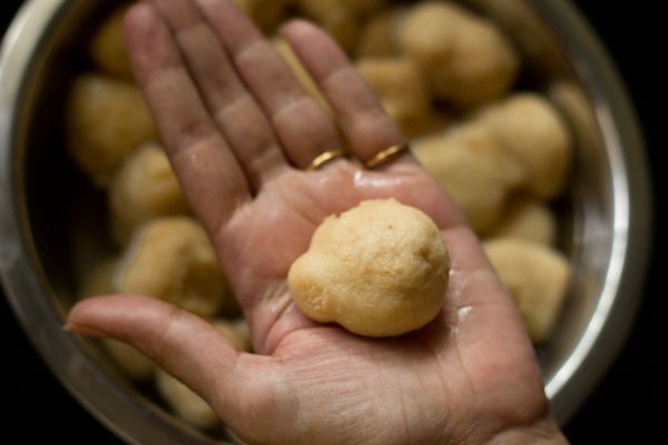 vadas for dahi bhalla recipe