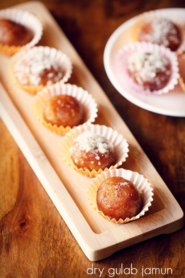 dry jamun served on a long tray.