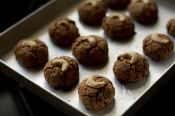 baked coconut cookies on the tray. 