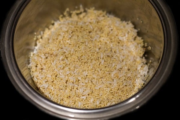 millet-rice mixture added to grinder jar. 