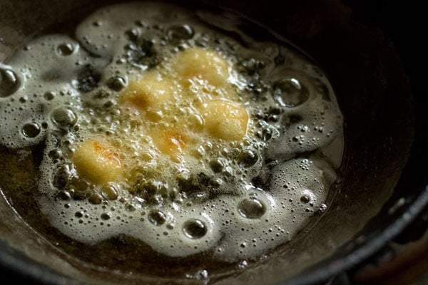 frying dry gulab jamuns