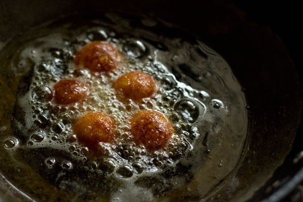 frying dry gulab jamuns