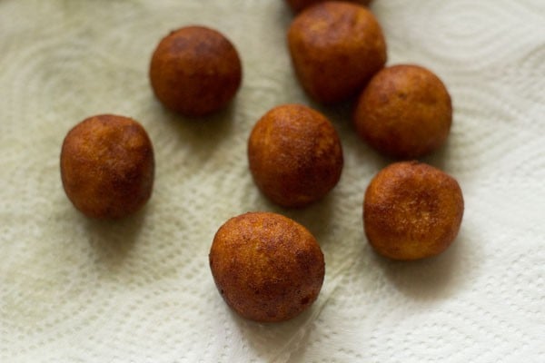 frying dry gulab jamuns